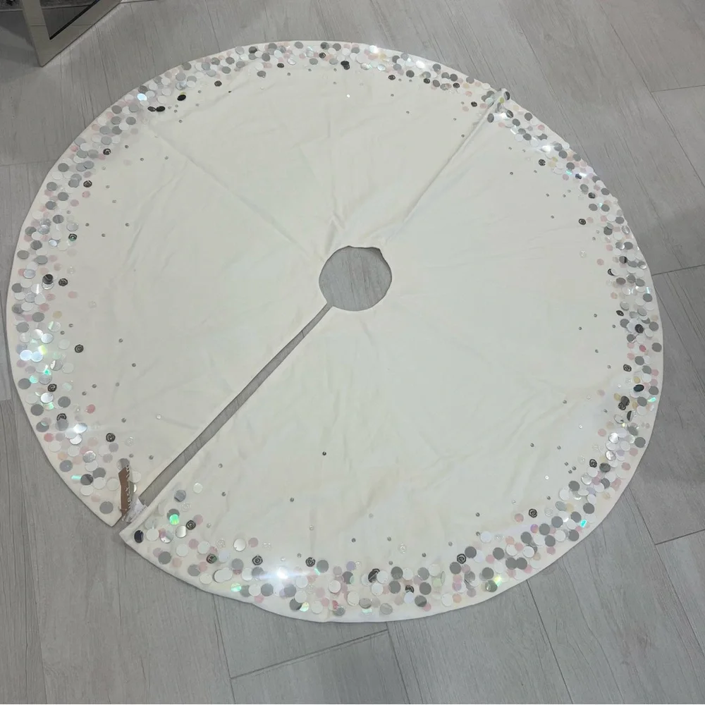 West Elm Cream Large Sequin Border Tree Skirt NWT 48” Round